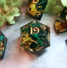 Load image into Gallery viewer, Amber Grove